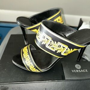 Versace Black and Yellow Patterned Heels